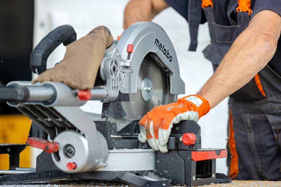 TORNEIRA DE MESA COM FECHAMENTO AUTOMÁTICO PARA LAVATÓRIO DECA LINHA DECAMATIC LINK